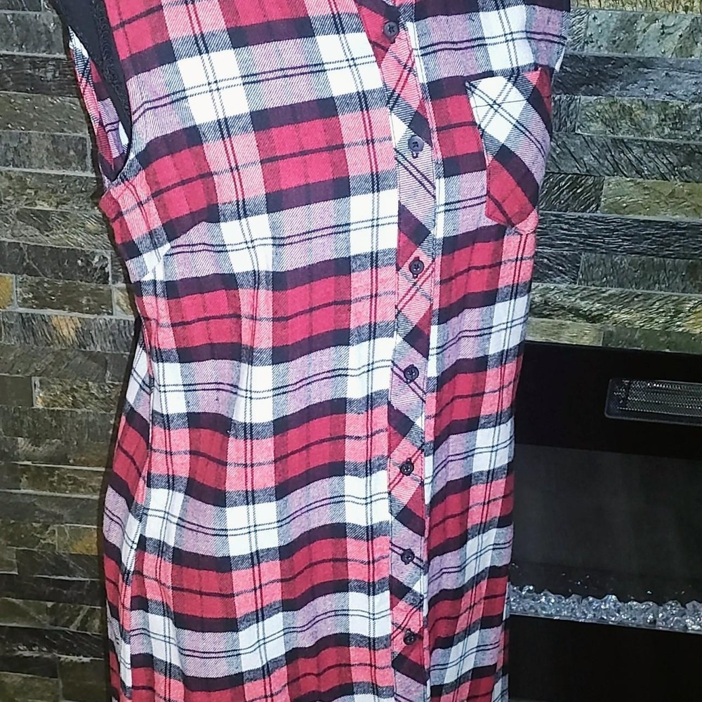 Plaid Red and Black Shirt Size S New with Tag